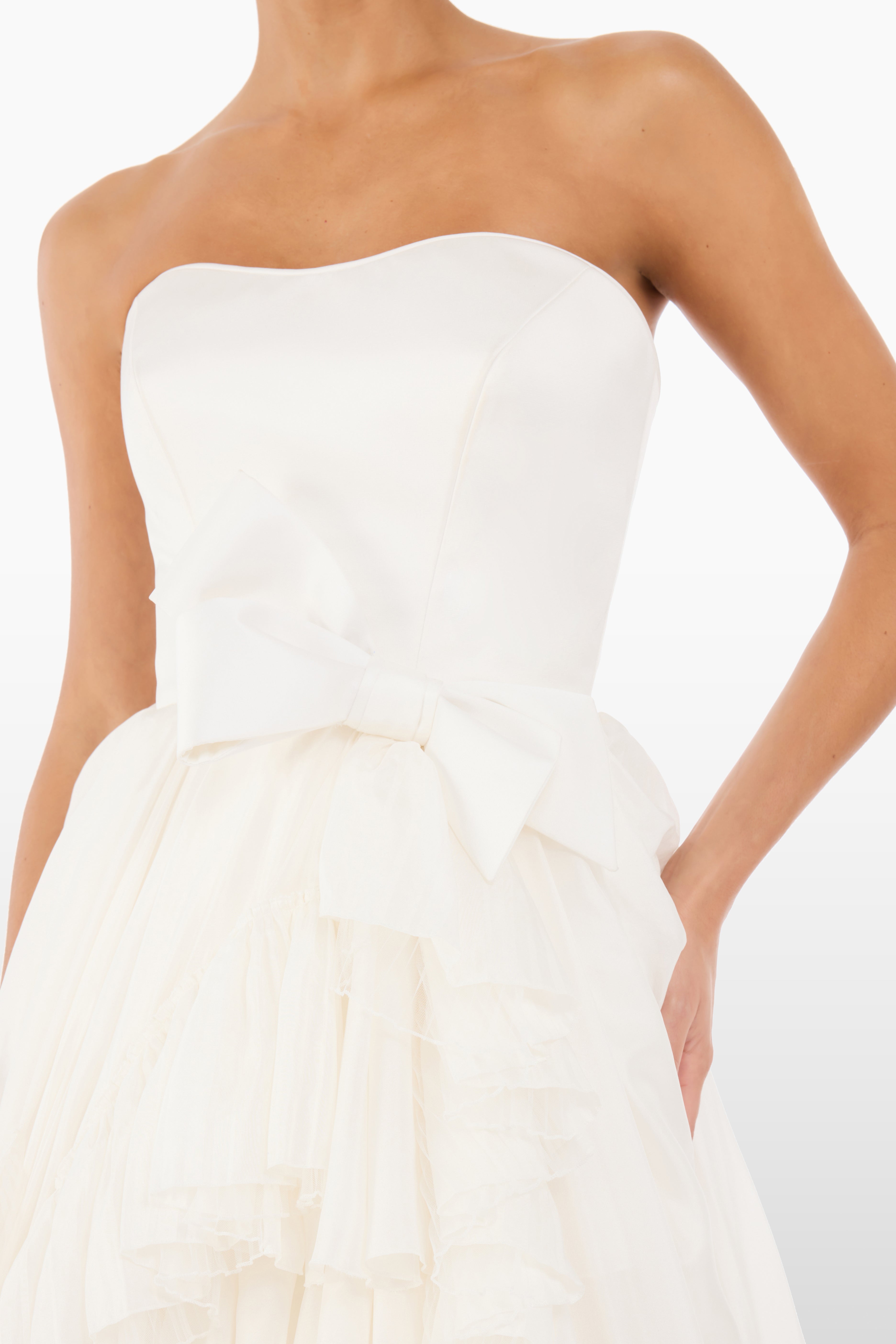 Antonia - The Official Jenny Packham Website