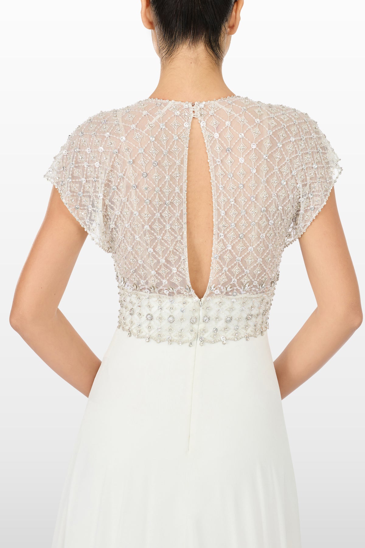 Momento - The Official Jenny Packham Website