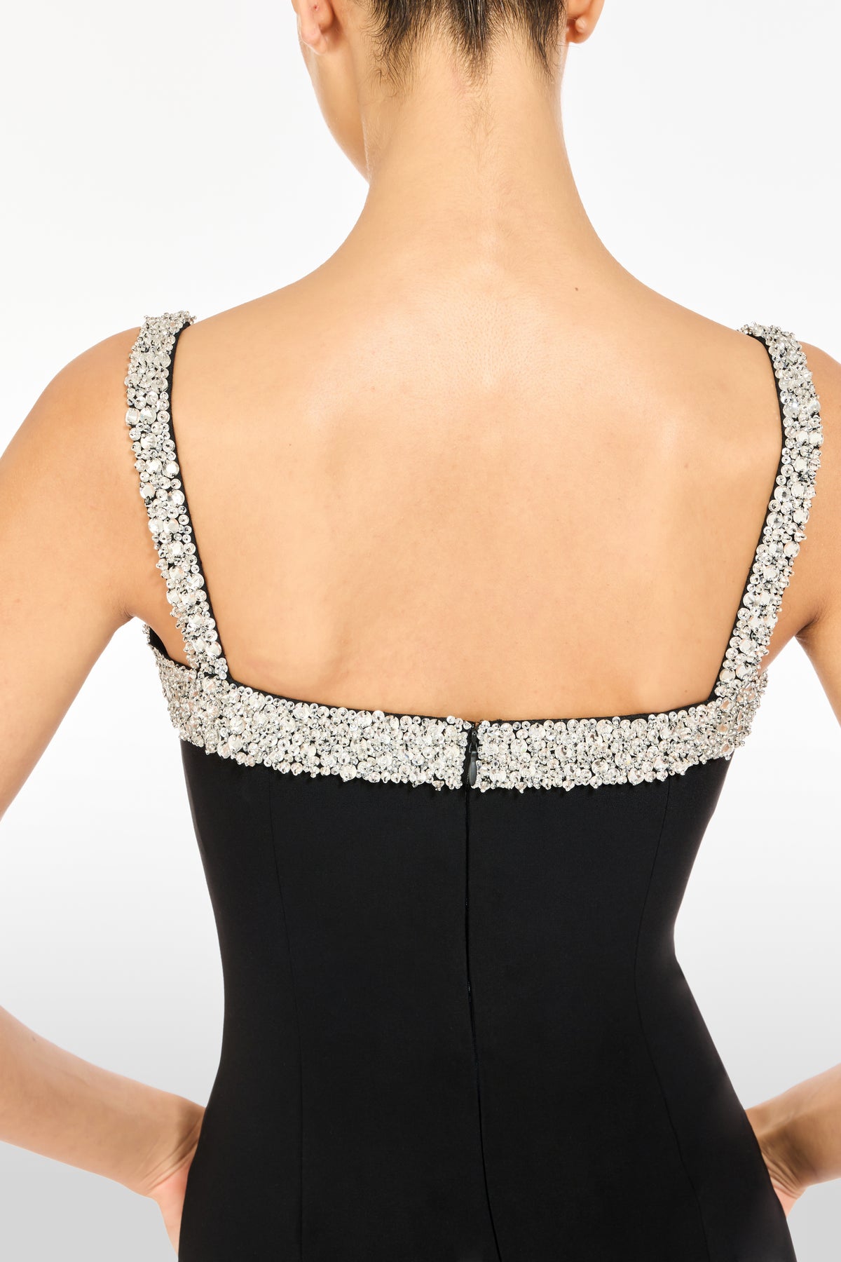 Lucy - The Official Jenny Packham Website