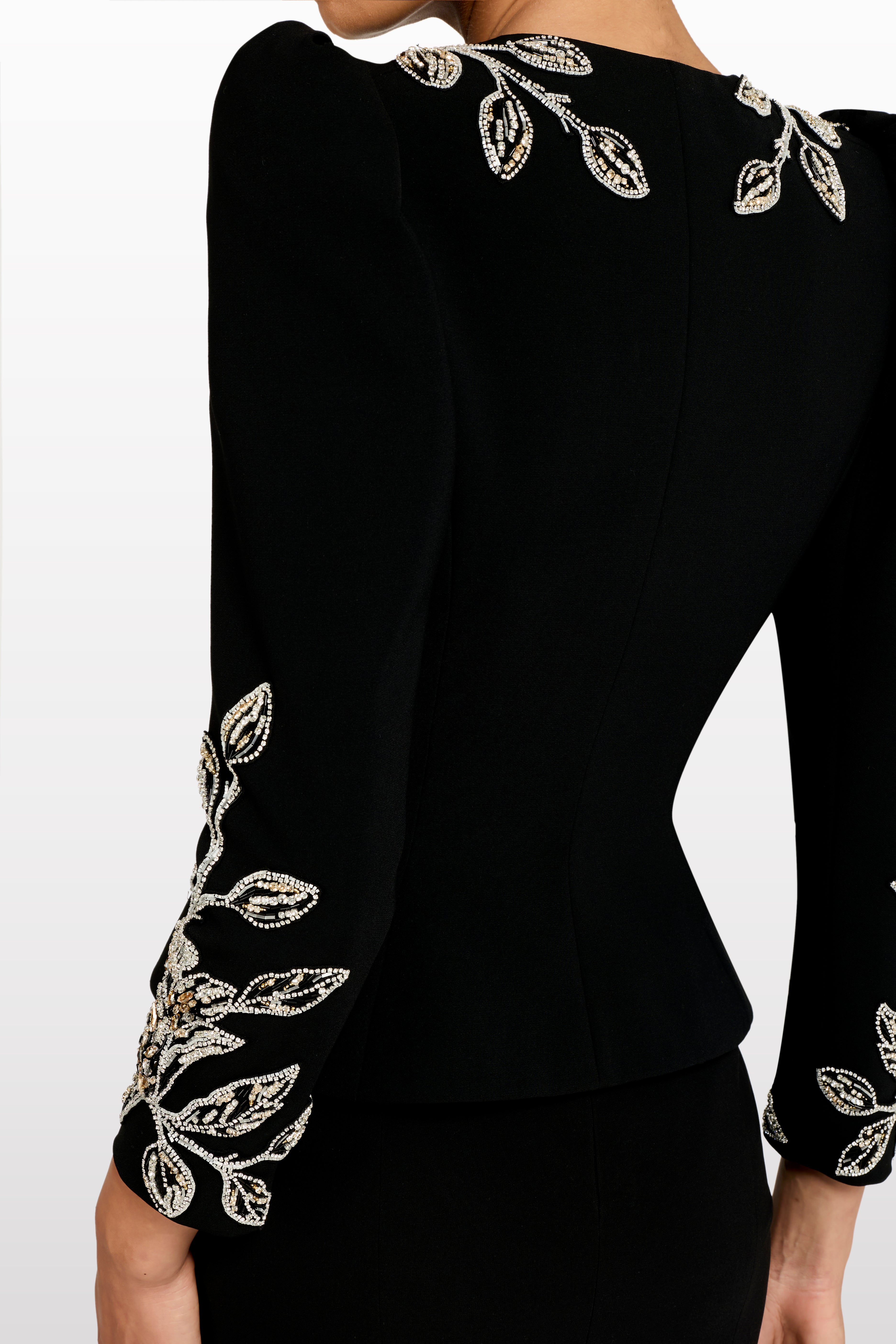 Dalila - The Official Jenny Packham Website